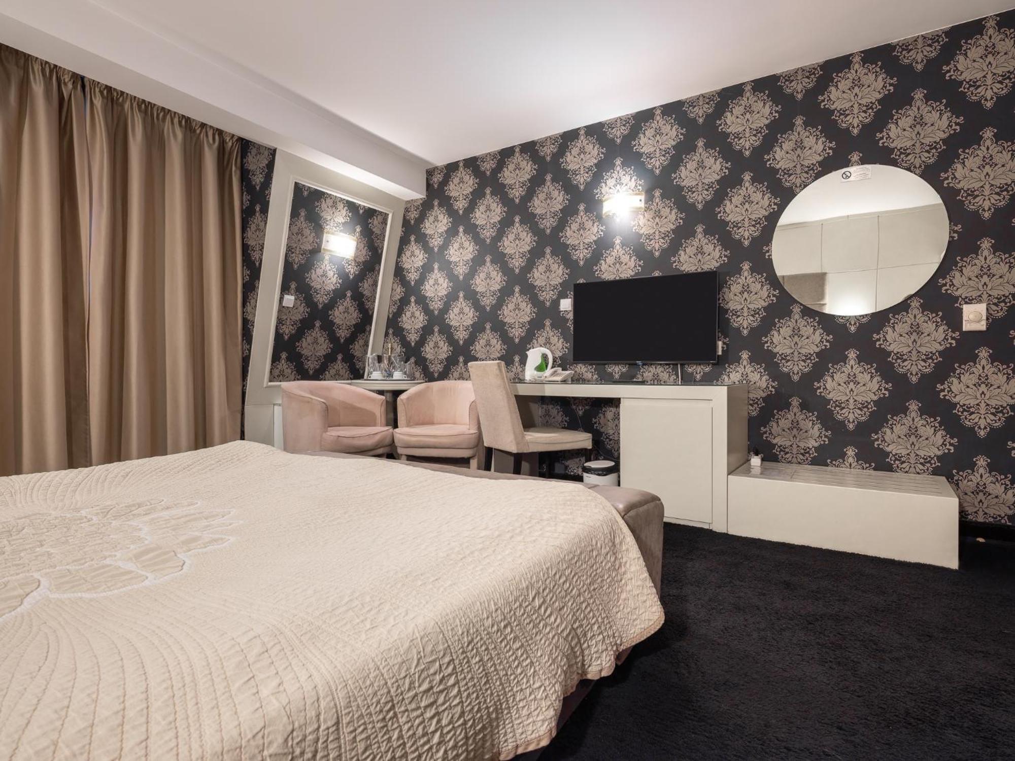 Hotel Concorde Veliko Tarnovo Ngoại thất bức ảnh