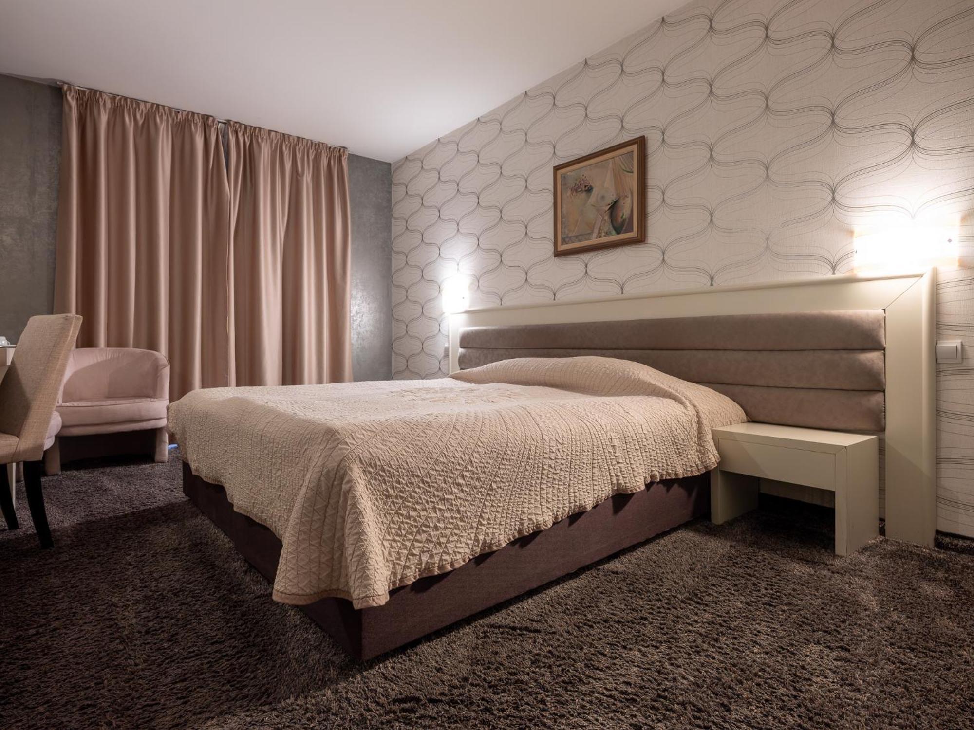 Hotel Concorde Veliko Tarnovo Ngoại thất bức ảnh